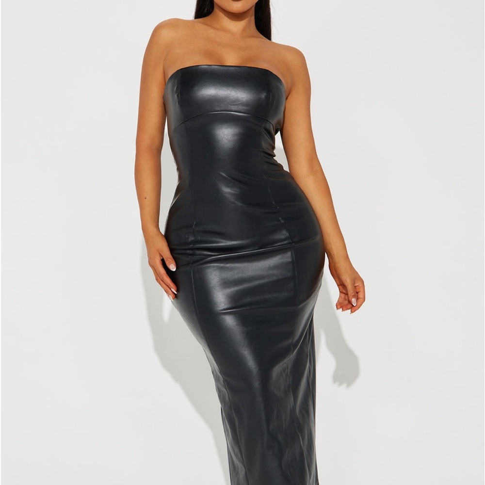 Fashion Nova Black Strapless Maxi Dress